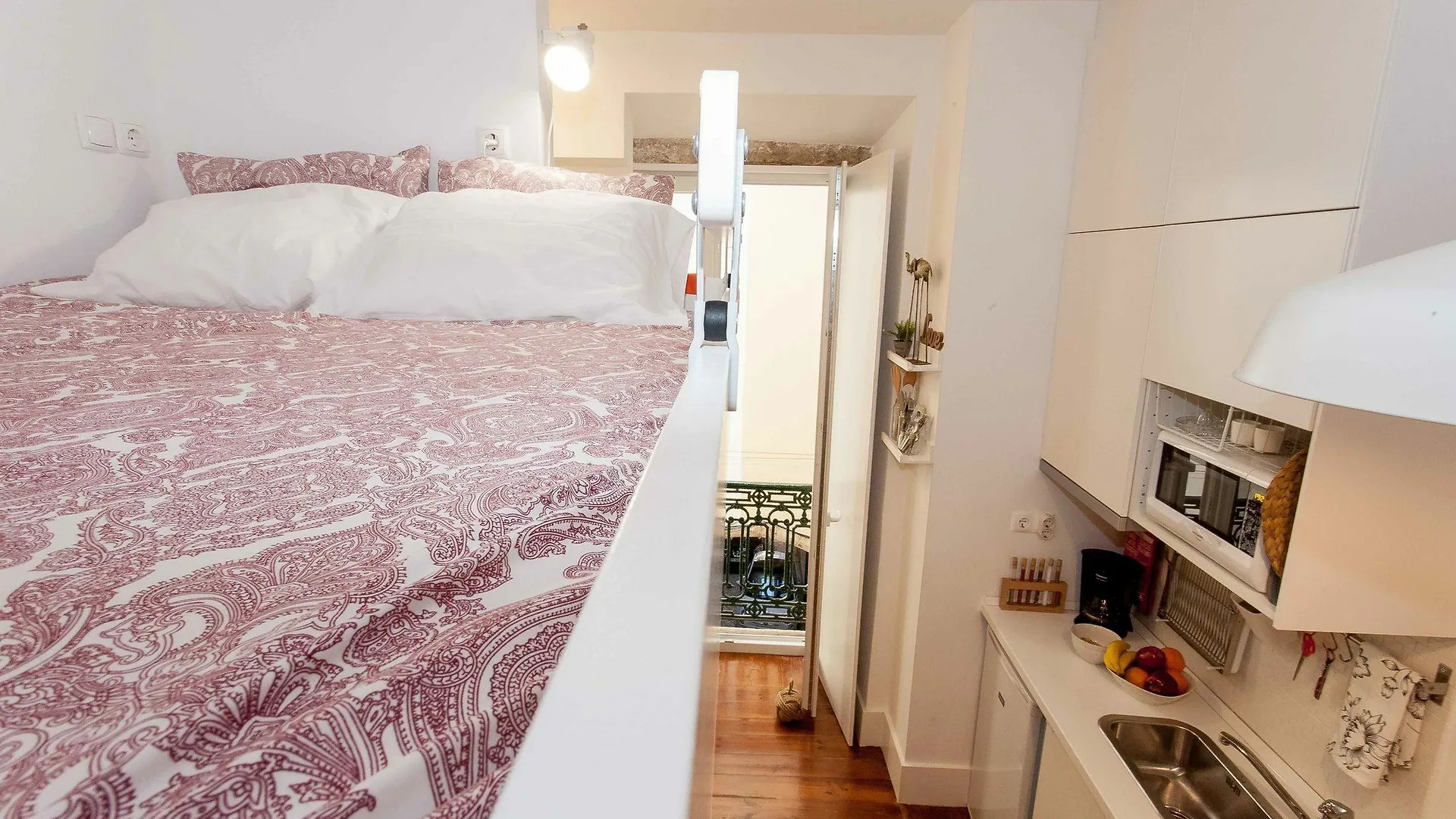 Galegas Self-Catering Studios Lisbon Apartment
