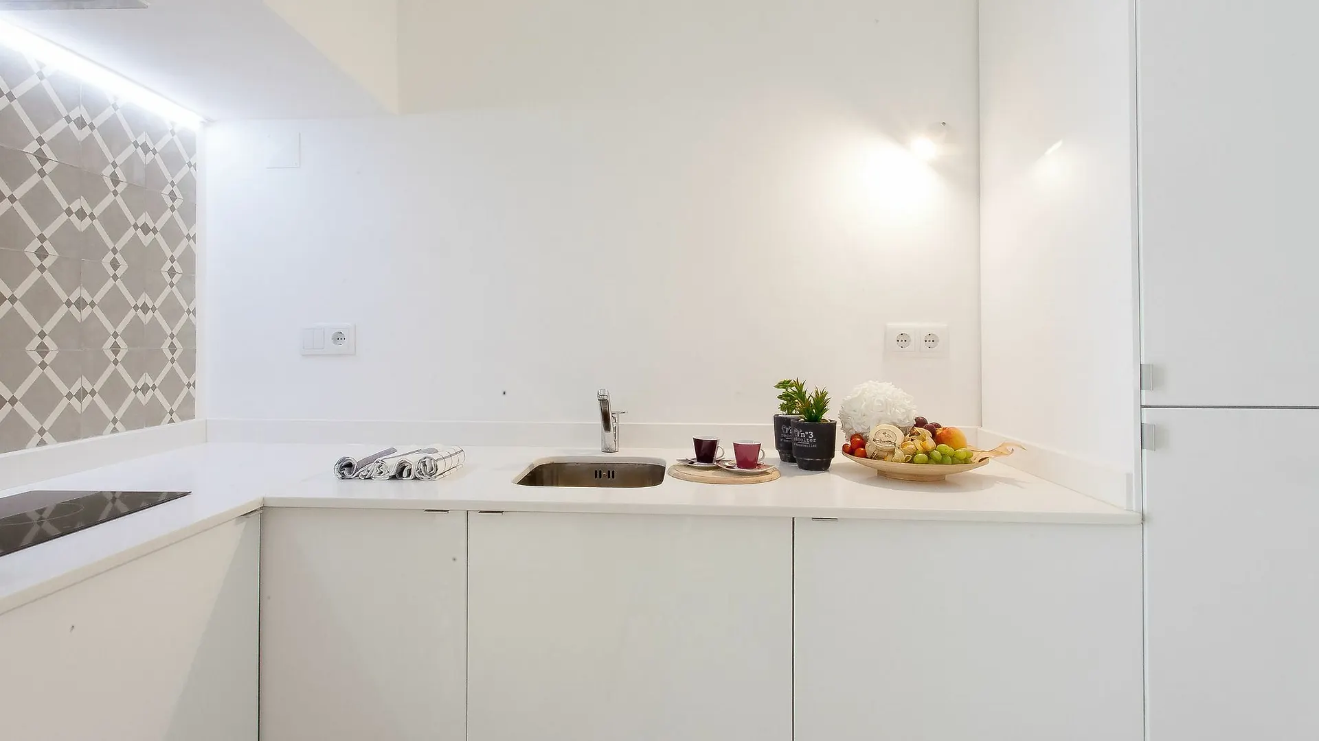 Galegas Self-Catering Studios Lisbon Apartment